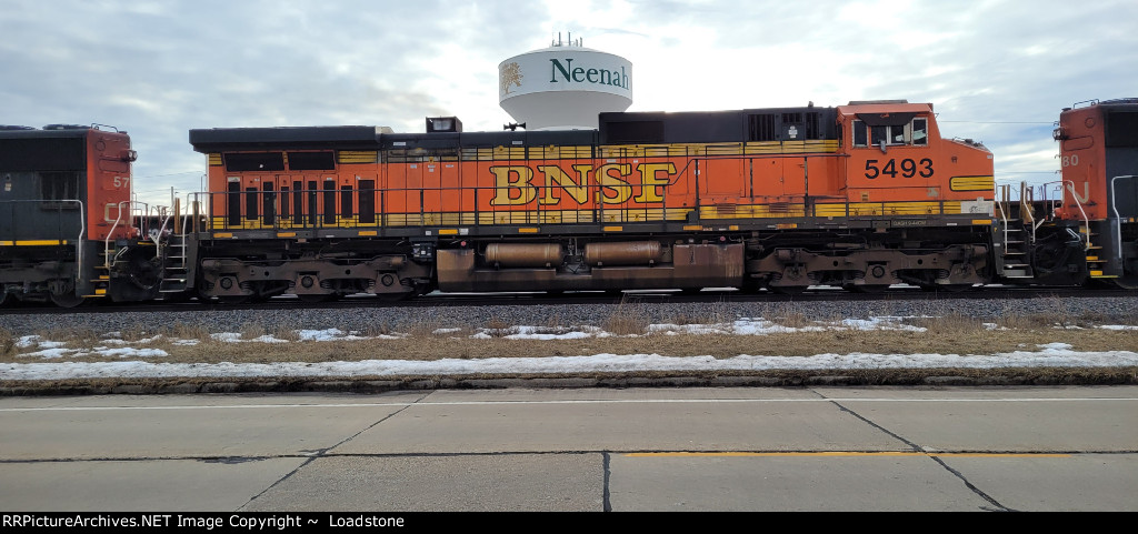 BNSF 5493